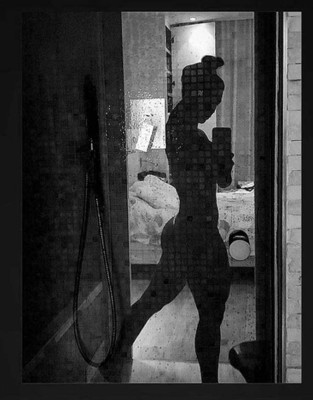 No es filtración: Impactados en Francia por fotos desnuda de mujer de futbolista del Marsella