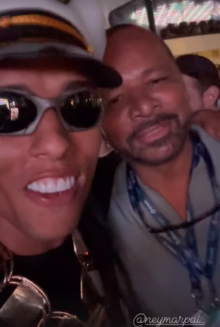 La fiesta de Neymar en su crucero por tres días: descontrol, hermosas mujeres y sorprendido con este regalo