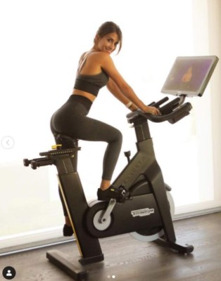 Messi vs Cristiano Ronaldo: Antonela Rocuzzo deslumbra frente a Georgina Rodríguez en el otro gran duelo