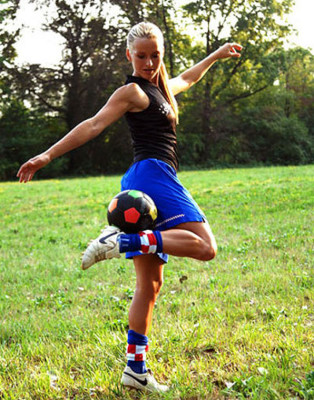 Ex miss dirige a un club de fútbol masculino.