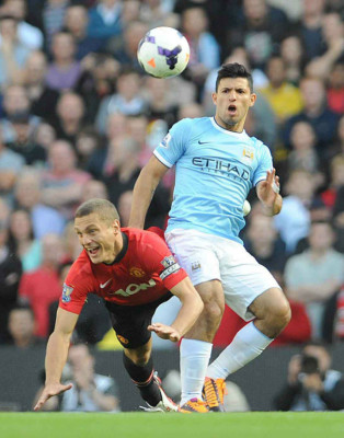 El Manchester City de Pellegrini goleó 4-1 en clásico ante el United.