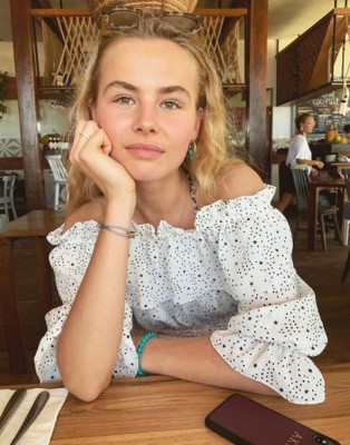 Libros, playa y béisbol: Las tremendas vacaciones de Matthijs de Ligt, el jugador que rechazó al Barcelona&nbsp;&nbsp;