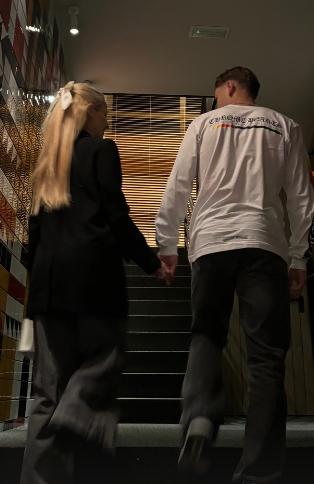 Vinicius sorprende a Virgnia tras su doblete con Real Madrid y Raphinha dio el mejor regalo: así fue el San Valentín los cracks