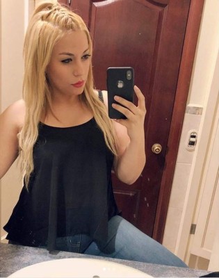 Gaby Hernández, la bella periodista que inspira al delantero Juan Ramón Mejía