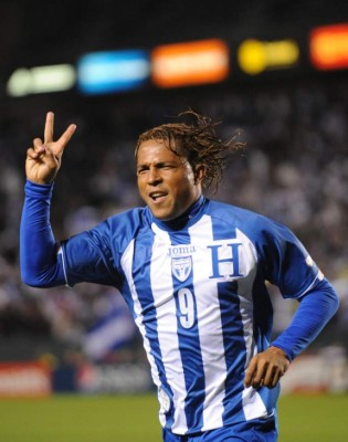 El 11 ideal de 'Tyson' Núñez de la Selección de Honduras con jugadores con los que compartió