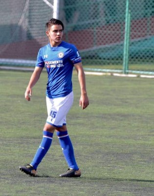 ¡Escándalo! Hijo de exjugador del Motagua le 'baja' la novia a futbolista de Pumas en México