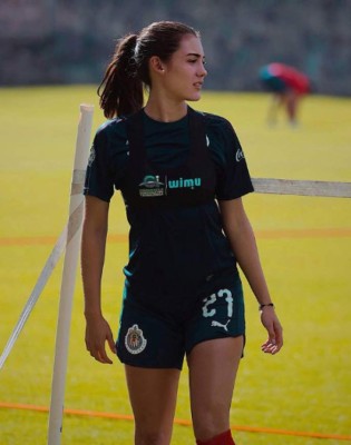 Así es Dayana Madrigal, la hermosa y joven jugadora de Chivas que enamora en México