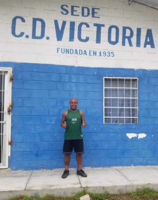 MERCADO: Real España busca defensor, Marathón y Juticalpa fichan delanteros