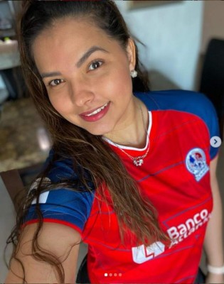 ¡El otro lado de la final! Las guapísimas novias y esposas de los jugadores de Olimpia y Marathón