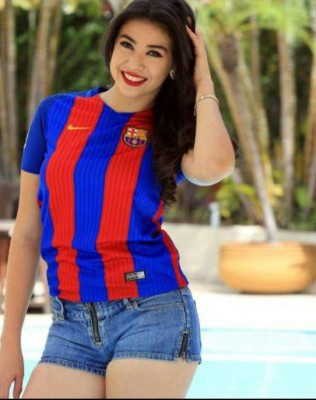 Conductora del programa MotaguaTV es acusada de ser fan del Real España