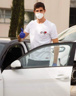 Dos llegaron en pijamas: Así fue la intimidad de los jugadores del Real Madrid en Valdebebas