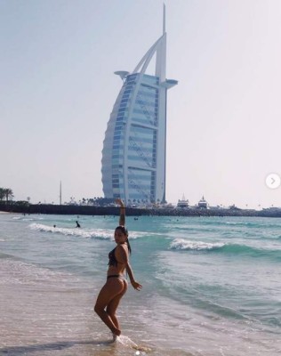 Jana, la hija pequeña de Maradona, infartante en su debut como modelo de lencería