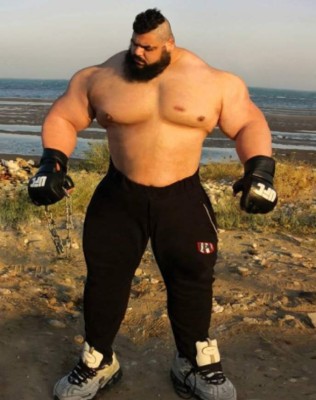 El Hulk iraní se prepara para su primer combate: ''Esta vez volví para vengarme de todos...''
