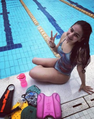 Camille Rodrigues, la sexy atleta paralímpica que deslumbra en Brasil