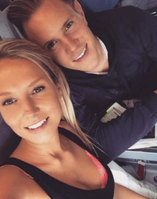 Se puso lindo el Clásico: Las preciosas novias de los jugadores de Barcelona y Real Madrid