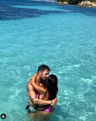 ¡Captados! Las picantes fotos de Daniella Semaan y Cesc Fábregas en sus vacaciones
