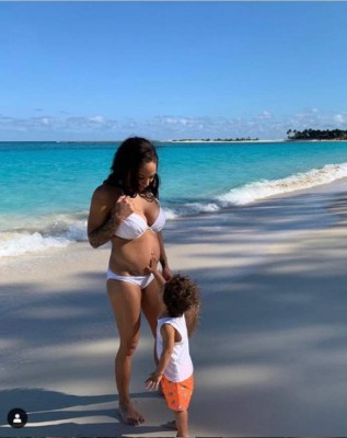 Sydney Leroux, la futbolista que entrena con casi seis meses de embarazo en el Orlando Pride