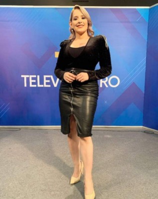 Presentadoras hondureñas levantan suspiros en la atípica celebración de las fiestas patrias