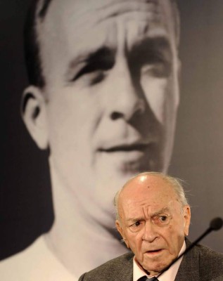 Alfredo Di Stéfano, otra leyenda que se apaga