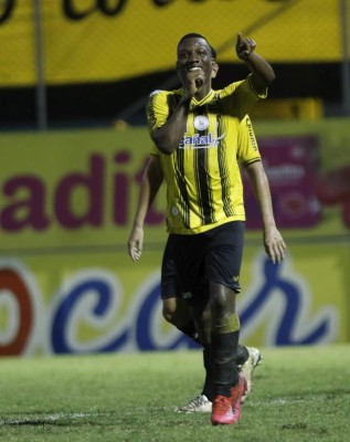 FICHAJES: Goleadores le apuntan al extranjero, Marathón con buenas noticias y Primi con ofertas