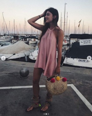 La youtuber e infartante novia del jugador del FC Barcelona, Carles Aleñá