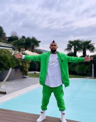 El humilde auto que se compró Arturo Vidal y que lleva a los entrenamientos del Inter de Milán