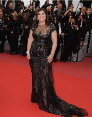 Mansión de $2.5 millones y un Ferrari: La vida de lujos de la mamá de Cristiano Ronaldo