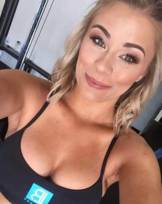 La belleza de la UFC que gana más dinero publicando fotos en Instagram que peleando