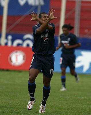 ¿Qué fue del Motagua del 2006 que se coronó campeón en el estadio Olímpico hace 15 años contra Olimpia?