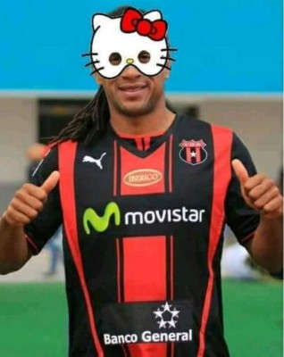 ¡Para morir de la risa! La máscara de McDonald en Alajuelense generó memes muy graciosos en Costa Rica