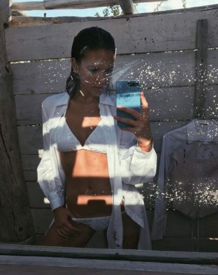 ¿Por qué la dejó? Las fotos más atrevidas de la ex de Neymar en Instagram