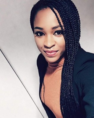 Emenike, el futbolista que se divorció de Miss Nigeria 2013 para casarse con Miss Nigeria 2014