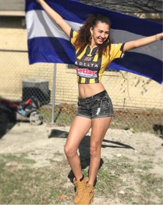 FOTOS: Así festejaron la Copa 12 las guapas aficionadas de Real España