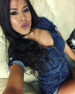 Las últimas fotos de Mache Alvarado, la sensual fanática de la Selección Honduras