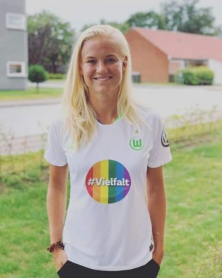 ¿Quién es Pernille Harder? La futbolista más cara de la historia que ahora jugará con su novia