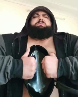 El Hulk iraní se prepara para su primer combate: ''Esta vez volví para vengarme de todos...''