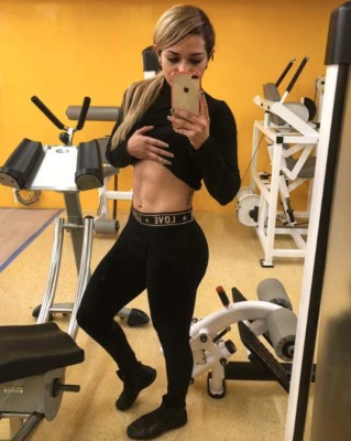 Floresita Flores, la hermosa fitness mexicana aficionada del Tigres