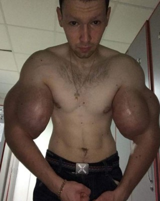 Así es el ''Popeye'' ruso, el luchador que fue humillado durante su debut en la MMA