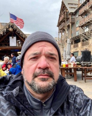 Yankel Rosenthal reaparece tras recobrar la libertad disfrutando vacaciones en México