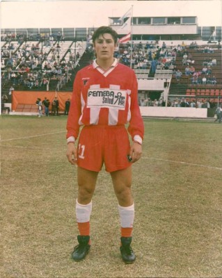 Los astros del fútbol que fueron rechazados cuando eran jóvenes