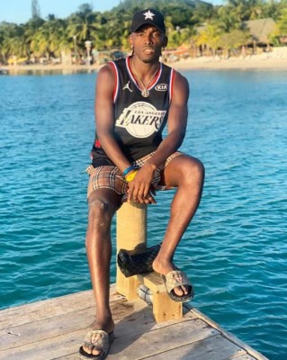 Las nuevas fotos de la bella mexicana que vacaciona en Roatán junto a Alberth Elis