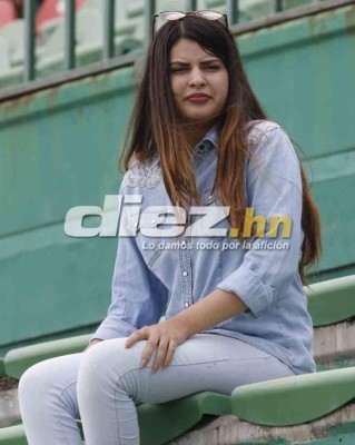 ¡LO MÁS LINDO! Las bellas mujeres que adornaron la jornada de clásicos en Honduras