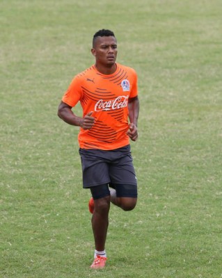 El once titular de Carlos Restrepo con el que debutaría Olimpia ante UPNFM