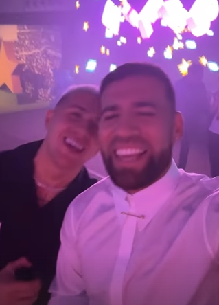 Desatados: así fue la fiesta íntima de los campeones del mundo y Messi llegó vestido con ropa de la selección argentina