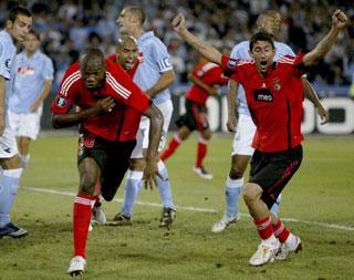 Messi encabeza lista de grandes cracks que fueron compañeros de hondureños: Wilson ‘retiró’ a un Balón de Oro
