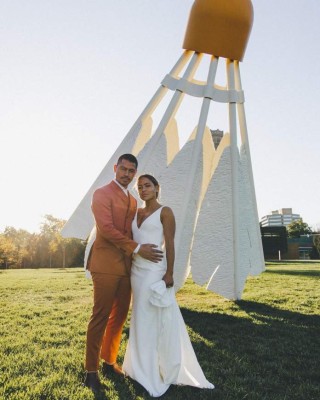 Las fotos de la boda de Roger Espinoza con la espectacular futbolista del Kansas City Femenino