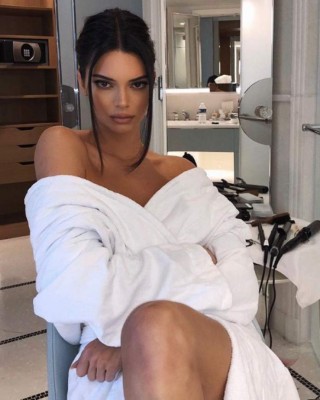La infartante Kendall Jenner sale ahora con el nuevo 'LeBron James' de la NBA