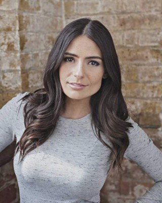 Layla Anna Lee, la sexy presentadora de origen brasileño que estará en los Premios The Best