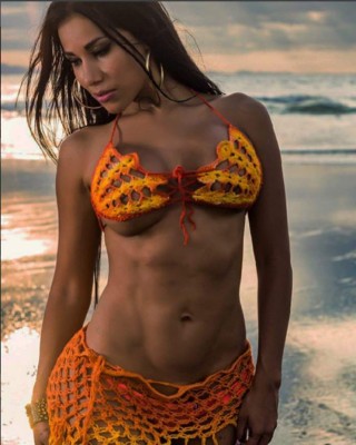 Duelo de sensualidad: Ticas y panameñas miden fuerza previo a duelo eliminatorio de sus selecciones