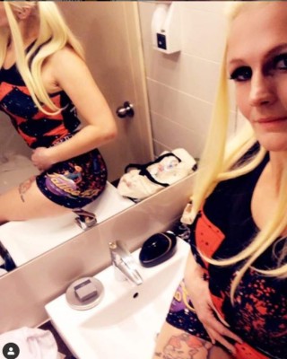 La luchadora Cindy Dandois, obligada a vender contenidos para adultos para conseguir dinero